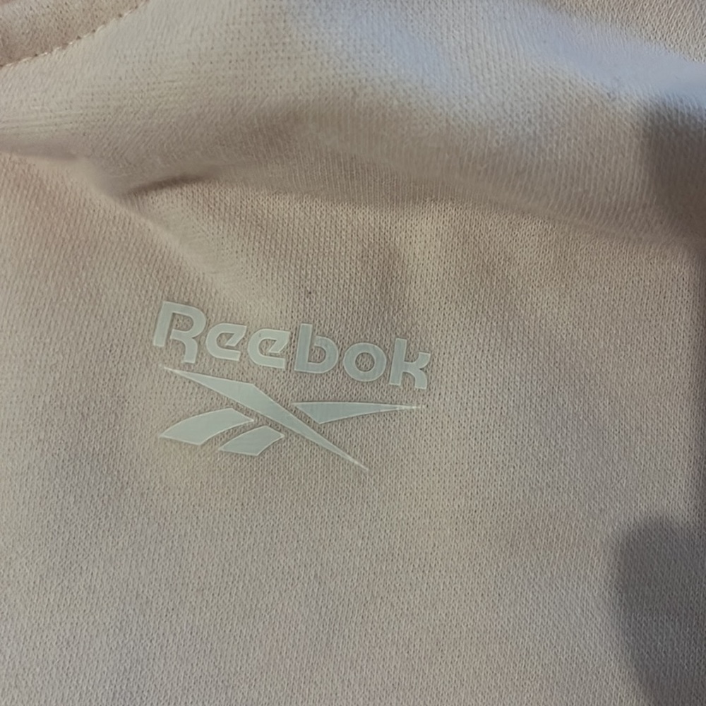 Light pink Reebok track suit - Picture 2 of 5